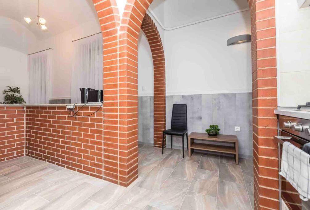 D3 Basilica Luxury Spacious Free Parking For 1 Car بودابست المظهر الخارجي الصورة